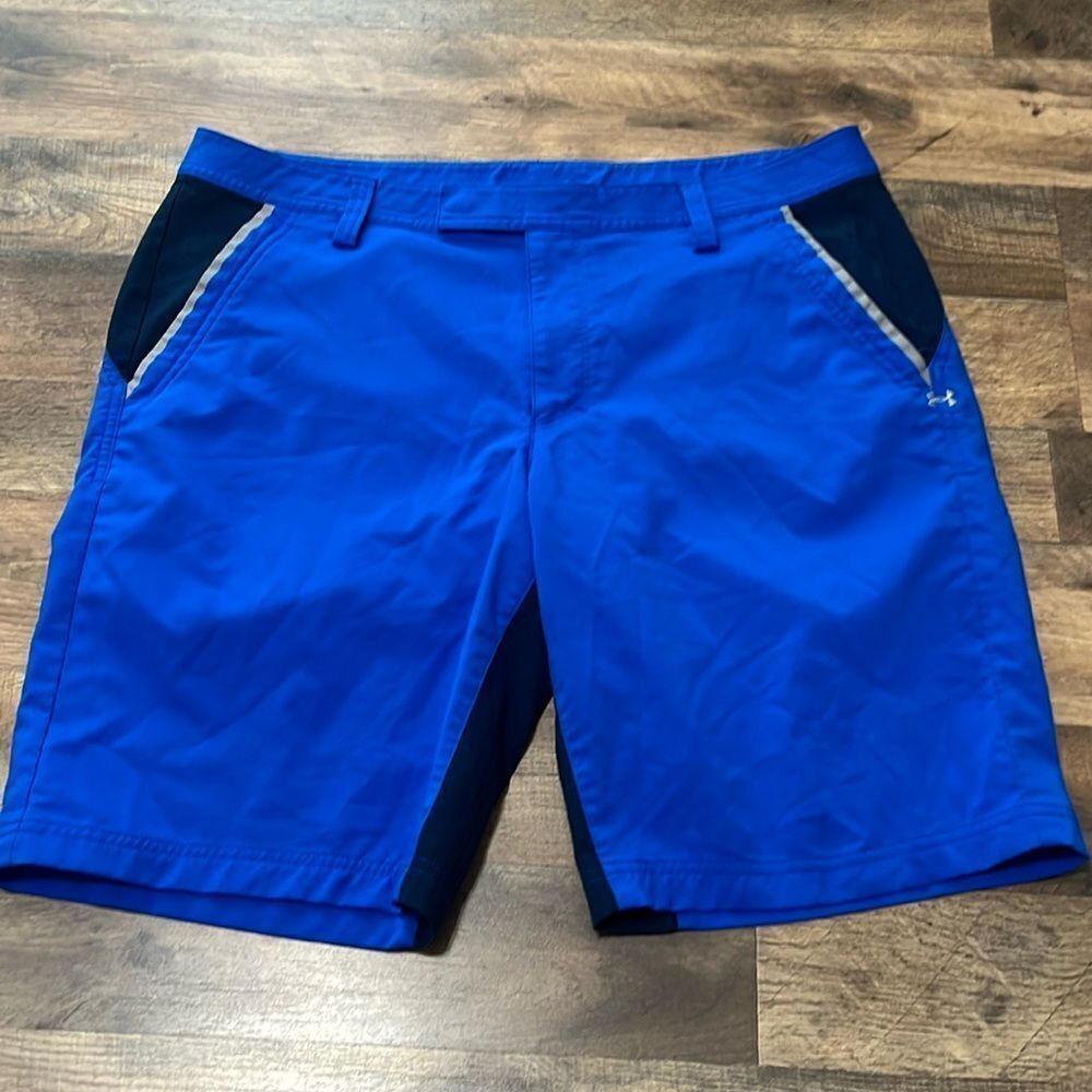 Under Armour shorts size 38
